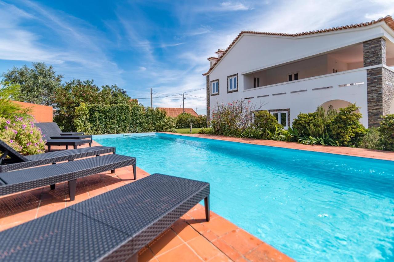 Vip House - Pool & Beach In Caparica Шарнека Екстер'єр фото