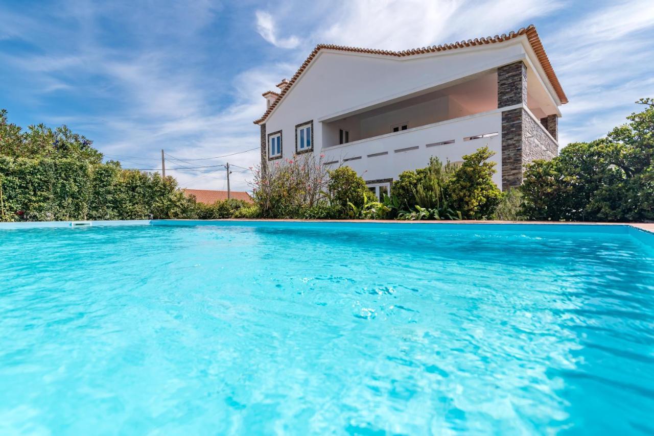 Vip House - Pool & Beach In Caparica Шарнека Екстер'єр фото