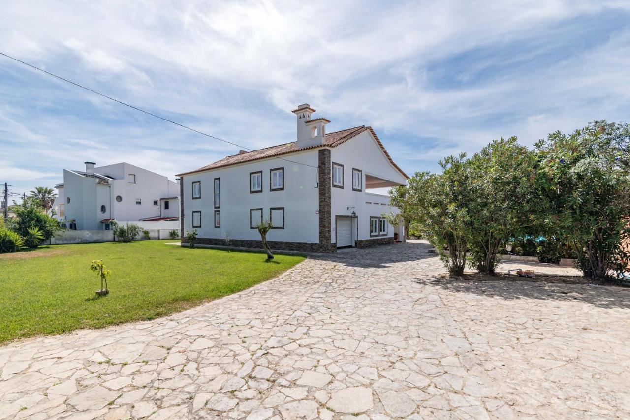 Vip House - Pool & Beach In Caparica Шарнека Екстер'єр фото