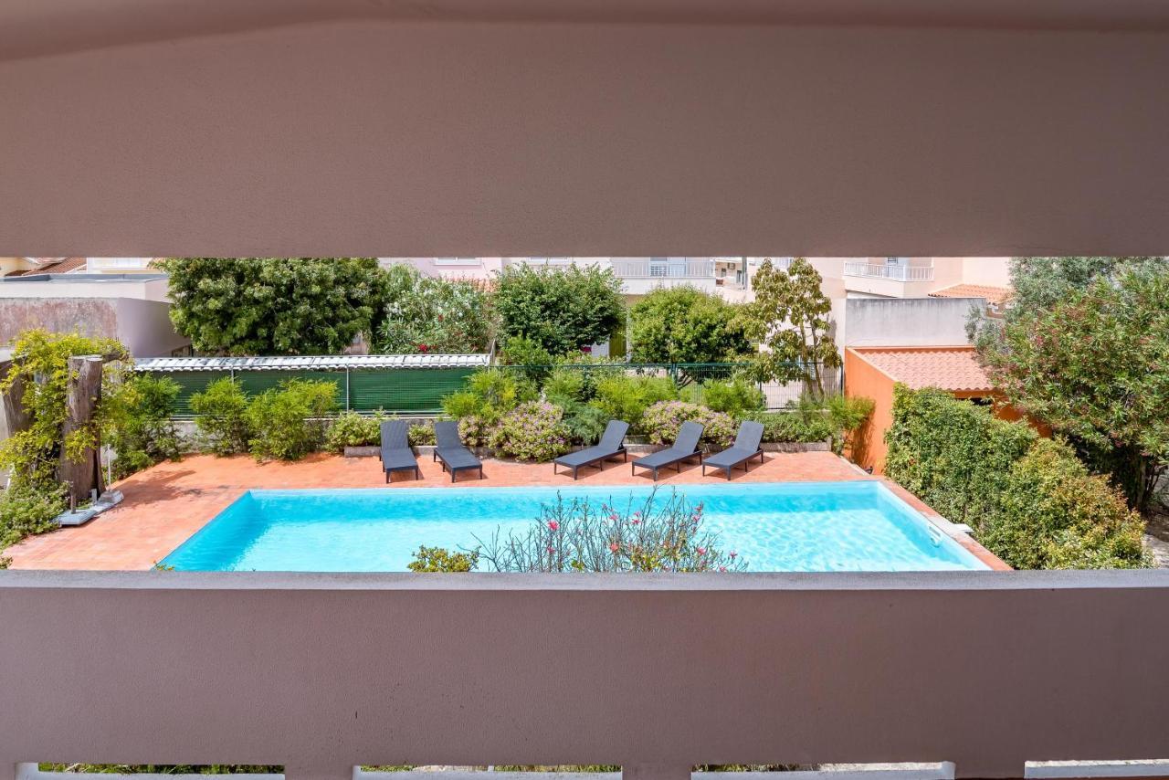 Vip House - Pool & Beach In Caparica Шарнека Екстер'єр фото