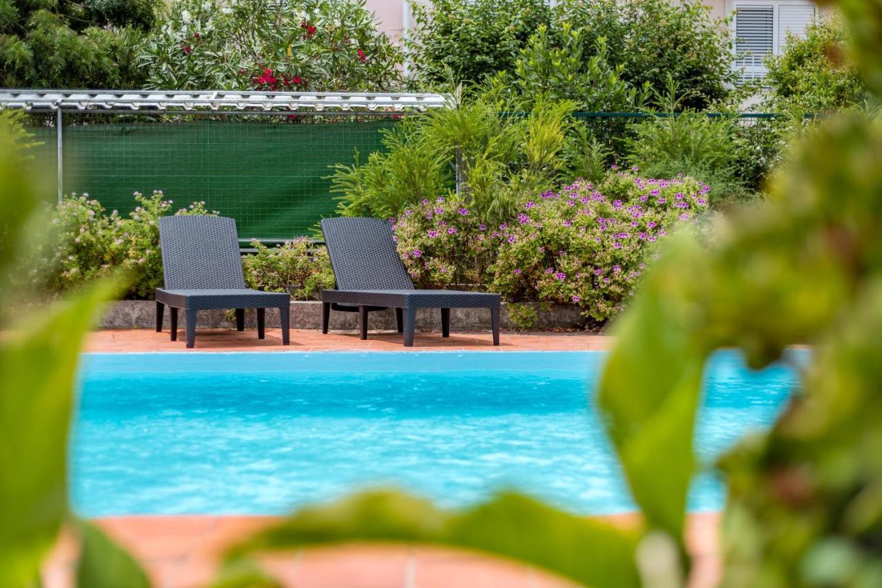 Vip House - Pool & Beach In Caparica Шарнека Екстер'єр фото