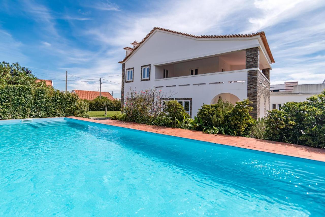 Vip House - Pool & Beach In Caparica Шарнека Екстер'єр фото
